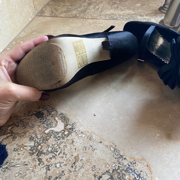 Bebe platform heels size 6 very sexy - Picture 4 of 7